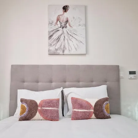 Apartament Carmo Palace By Lovelystay