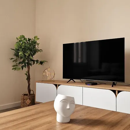 Carmo Palace By Lovelystay Funchal (Madeira)