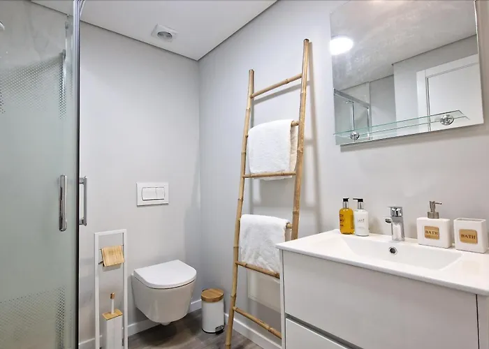 Carmo Palace By Lovelystay Apartament